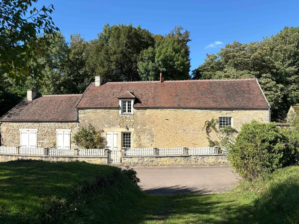 Gardien jardinier dans une résidence privée ouverte au public, photo 3