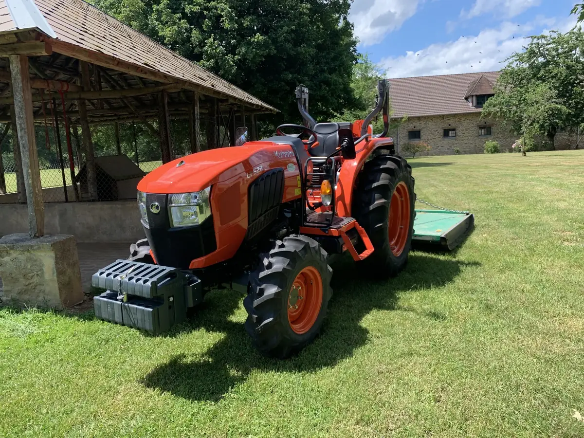 Ouvrier(ère) agricole polyvalent(e) sur domaine privé avec logement, photo 3